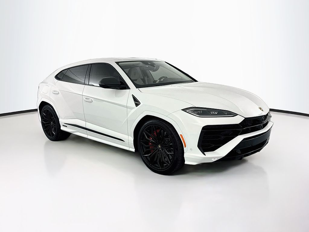 2025 Lamborghini Urus SE