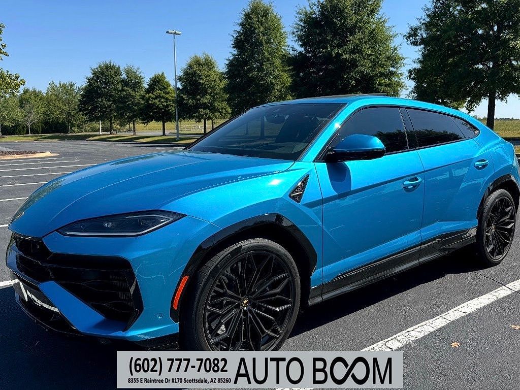 2025 Lamborghini Urus SE