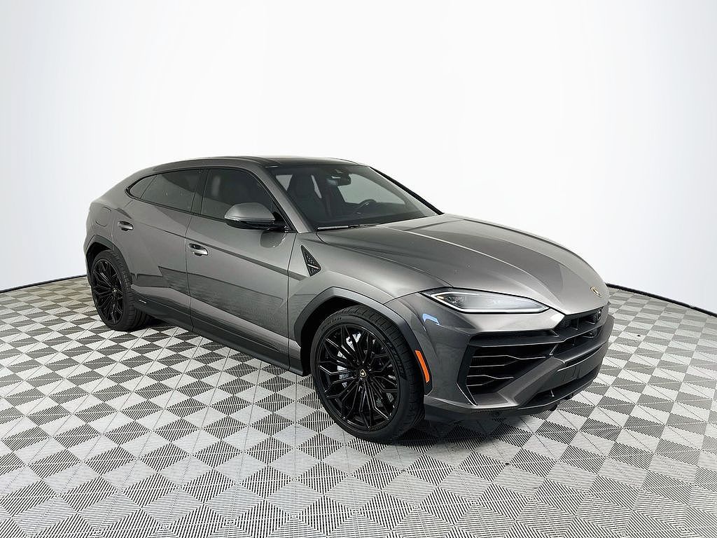2025 Lamborghini Urus SE