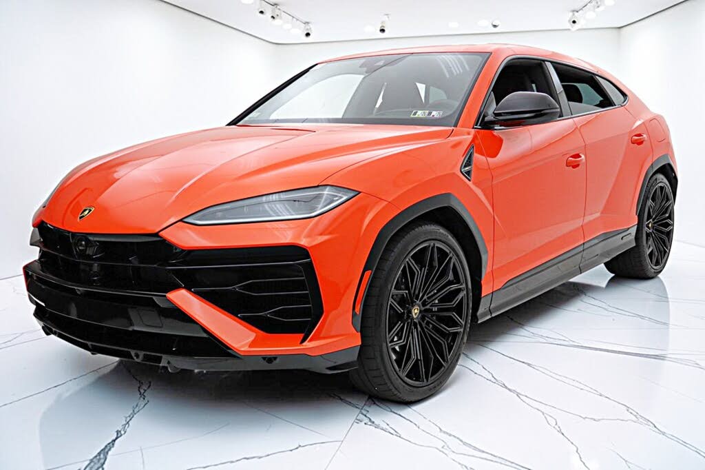 2025 Lamborghini Urus SE