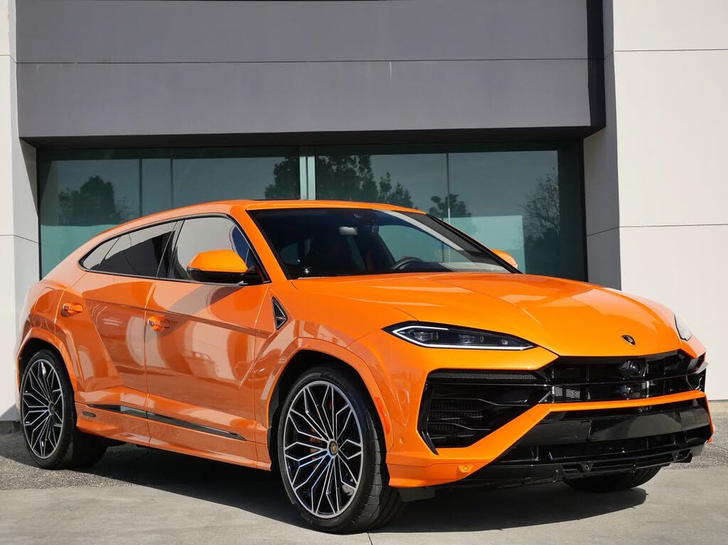 2025 Lamborghini Urus SE