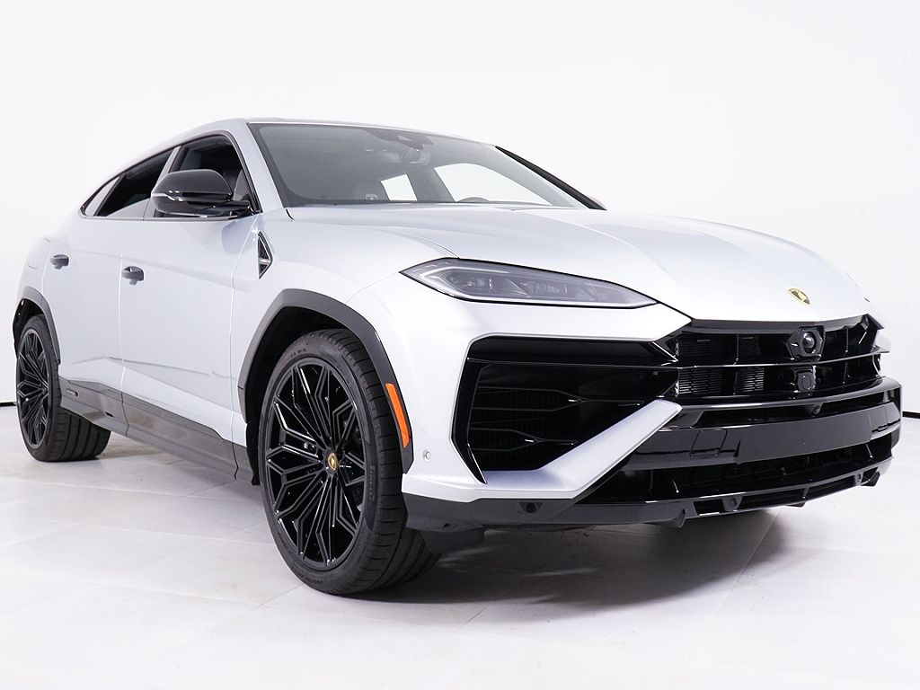 2025 Lamborghini Urus SE