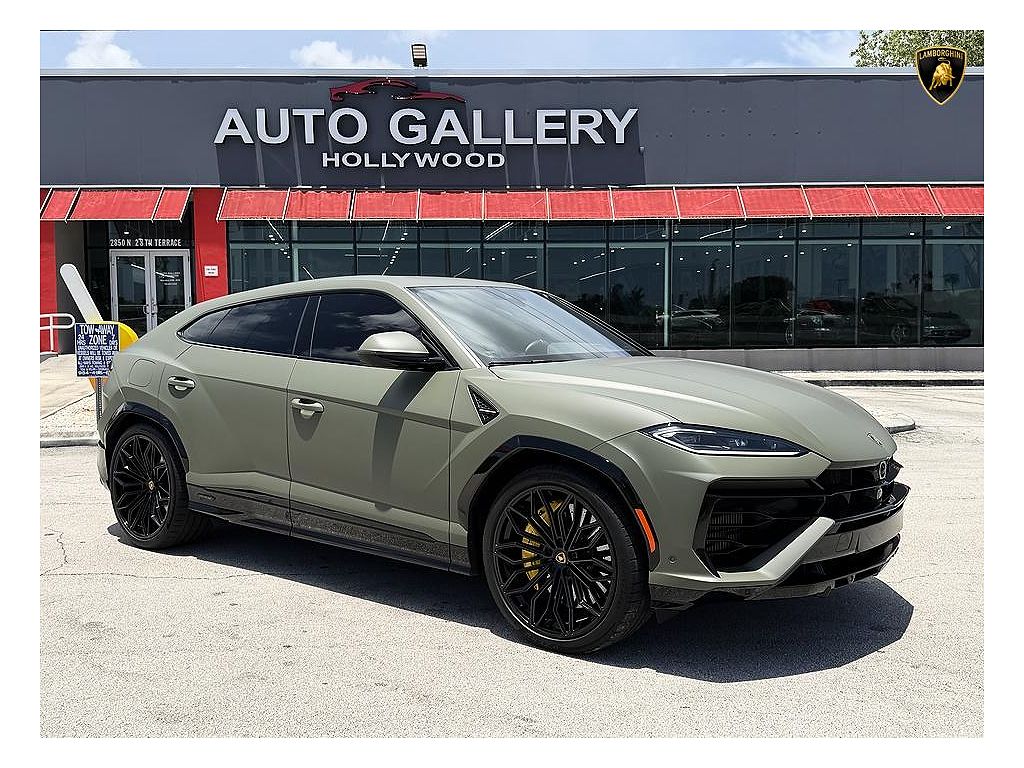 2025 Lamborghini Urus SE