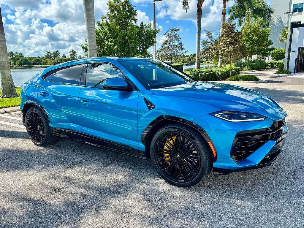 2026 Lamborghini Urus SE