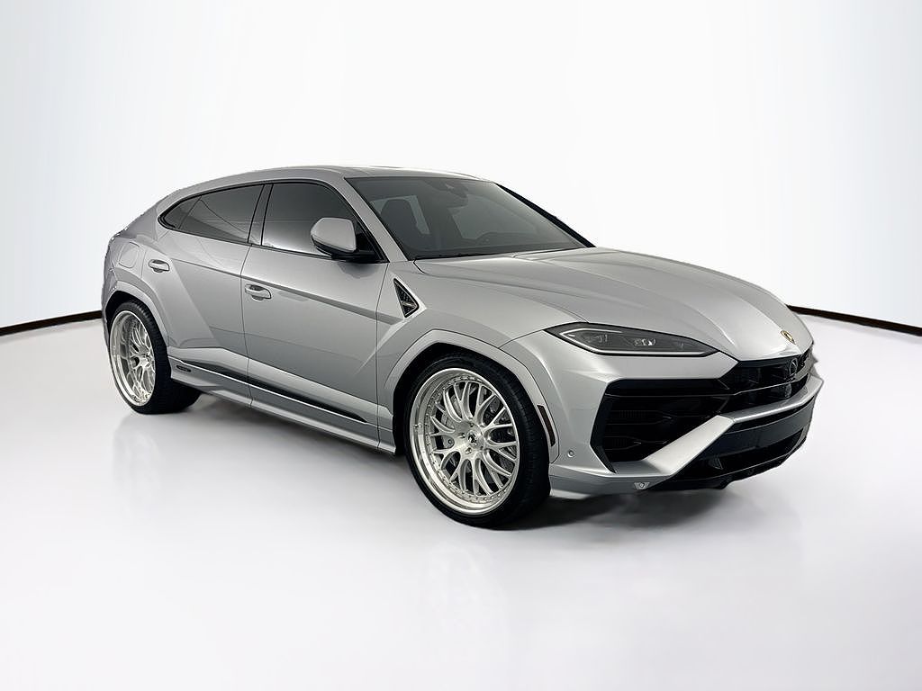 2025 Lamborghini Urus SE