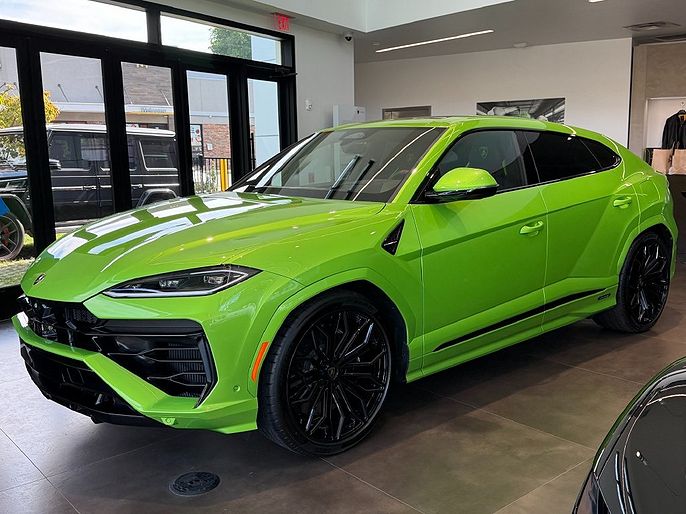 2026 Lamborghini Urus SE